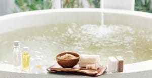 Bain relaxant aux huiles essentielles